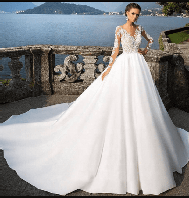 Foreign trade wedding dress wedding bride 2021 new long sleeve shoulder Korean style long tail satin lace custom